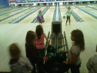 Kids bowling party