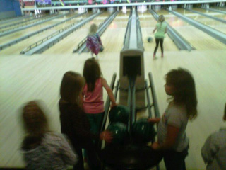 Kids bowling party Kids bowling party